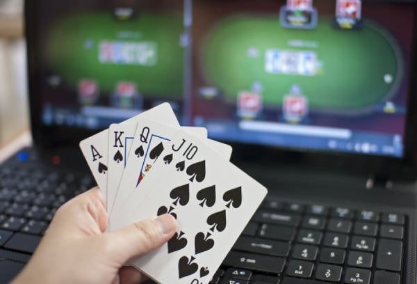 Classic Slots သုံးလိုင်း reel ဂိမ်းများ